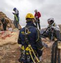 Acrobatica, a Petra per insegnare il restauro monumentale su fune.