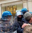 Proteste contro Bernini, cariche polizia e tensione 