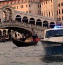 Ruba un barchino a Venezia, arrestato dalla polizia