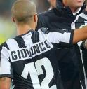 Juve risponde al Napoli e mette il Chievo k.o. 