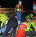 Parapendista cade a pochi metri dal decollo