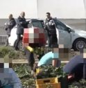 Schiavizzavano 33 braccianti: arrestati i due 