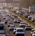 Anziano percorre 10 km contromano in autostrada