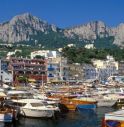 Si finge diplomatico per vacanza di lusso a Capri, arrestato