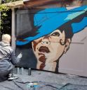 Lo street artist Giacomo Jah Bettega all'opera