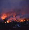 Grecia, maxi incendio a nord di Atene: evacuata città di Maratona