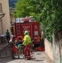 Auto piomba nel giardino di un asilo