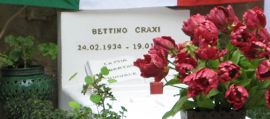 Tomba di Bettino Craxi