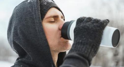 No a granite e borracce di neve, ecco perché mangiarla fa male.