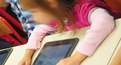 Bimbi che usano tablet più predisposti a scatti di rabbia, lo studio.