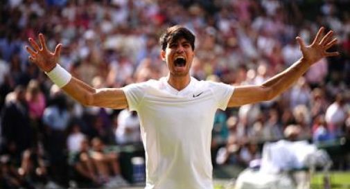 Wimbledon, Alcaraz resta campione: Djokovic battuto in finale.