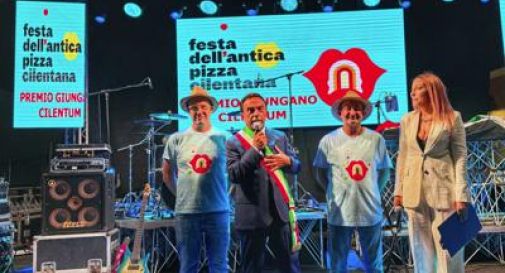 Festa Antica pizza cilentana, record di partecipazione e utilizzo di prodotti tipici.