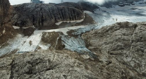 Ghiacciaio Marmolada in coma irreversibile,-10 cm al giorno