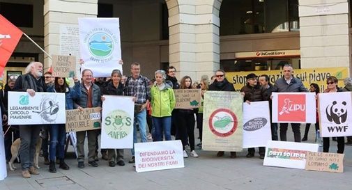 sit-in per il Piave