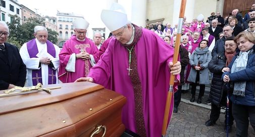 funerale monsignor Bonora