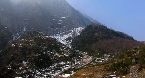 Tre escursionisti bloccati sul monte tutta la notte