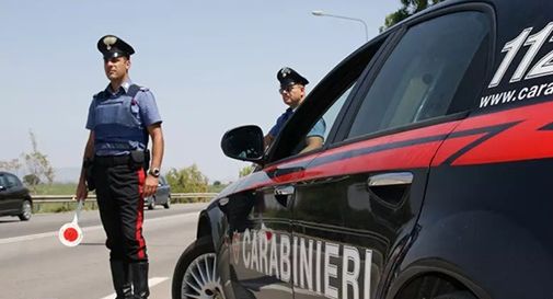 Violento scontro tra cinque auto, coinvolti anche carabinieri