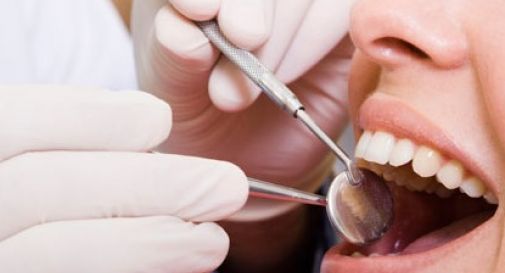 Dentista non dichiara 6,5 milioni di compensi in 4 anni