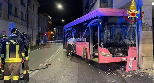 Choc a Mestre, va a sbattere un altro bus, 15 feriti 