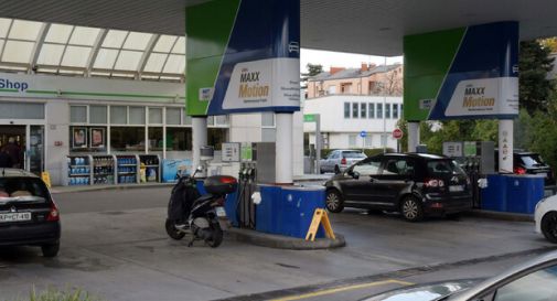 Benzina: Fvg, sconto non basta, meglio il pieno in Slovenia 