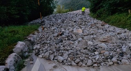 Frane tra Friuli e Veneto: riapertura strada prevista a domani