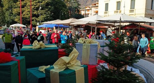 Ladri alle casette di Natale in piazza del Popolo