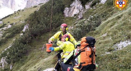 Precipita da sentiero sulle Dolomiti, morto giovane 