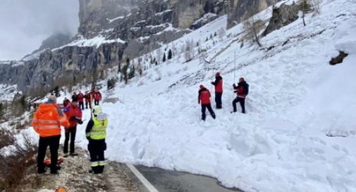 Valanga sulla strada di passo Gardena, nessuno coinvolto 