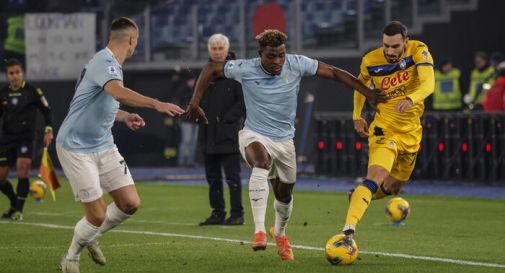 SPORT / La Lazio frena la corsa dell'Atalanta