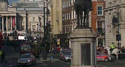 Nudo, sulla statua del Whitehall