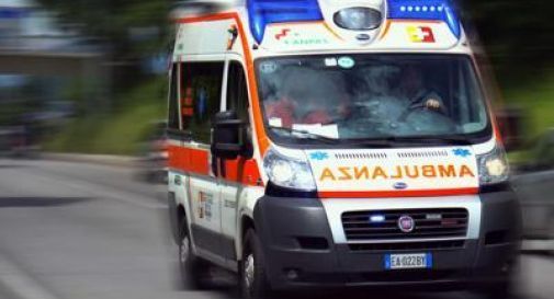 Ciclista travolto da un’auto: è grave