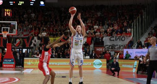 Vittoria a Varese, Treviso 100 e lode 