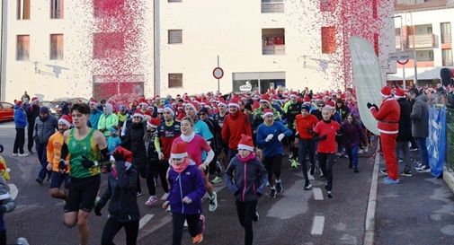 Successo per la corsa dei Babbi Natale di San Polo e Ormelle