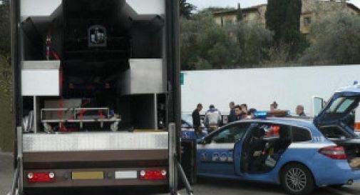 Quattro clandestini nascosti nel camion: scoperti in Dogana