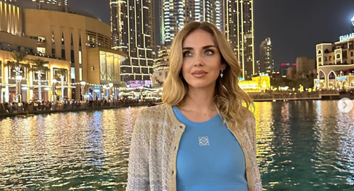 Chiara Ferragni a Dubai: Vacanze di lusso al Bulgari Hotel, quanto costa una notte?