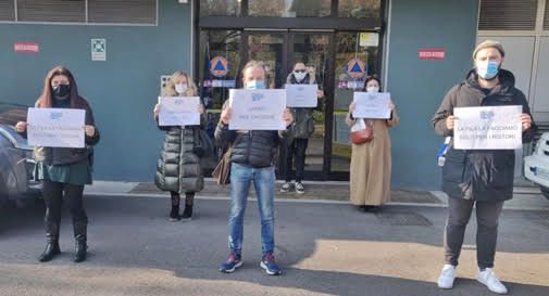 Dopo la manifestazione in Piazza dei Signori, gli imprenditori sotto le finestre di Zaia