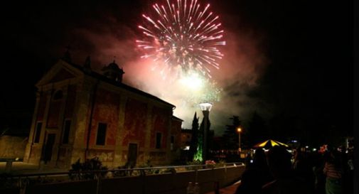 Edizione sottotono per i fuochi di Sant'Augusta