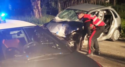 Conegliano, esce di strada con l'auto e sbatte contro un muro: muore il  conducente, Oggi Treviso, News