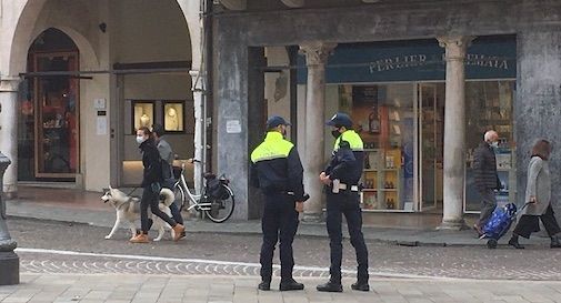 Risse tra ragazzini in centro a Treviso