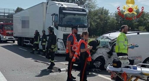 Furgone contro camion, un morto lungo la Transpolesana