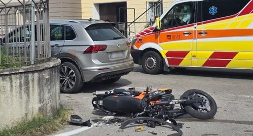 Cappella Maggiore, schianto tra auto e moto: grave il centauro