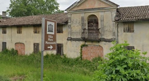 Montebelluna, crollo del muro di cinta a Villa Morassutti