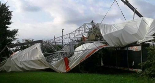 Bomba d’acqua, distrutto il tendone della sagra