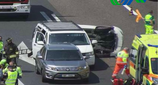 Schianto tra tre auto in autostrada: A4 bloccata