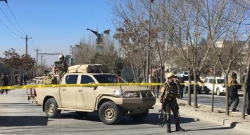 Strage a Kabul, almeno 50 morti