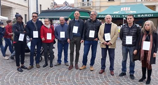 Vive in piazza per un mese davanti a Veneto Banca, ora scende in piazza con i risparmiatori