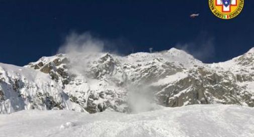 Valanga sul Monte Bianco, morti due sciatori