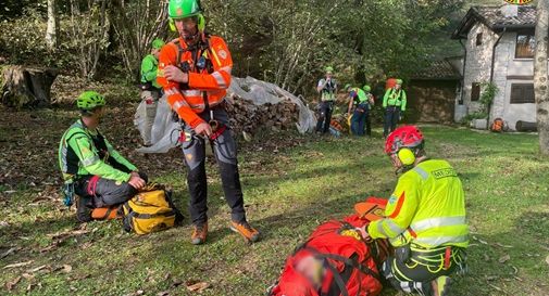 Cade lungo un pendio mentre va a funghi: allarme nel pomeriggio a Miane