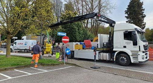 Guasto al tubo dell'acqua, strada chiusa in centro a Ponte di Piave