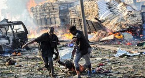 Strage in Somalia: oltre 200 morti